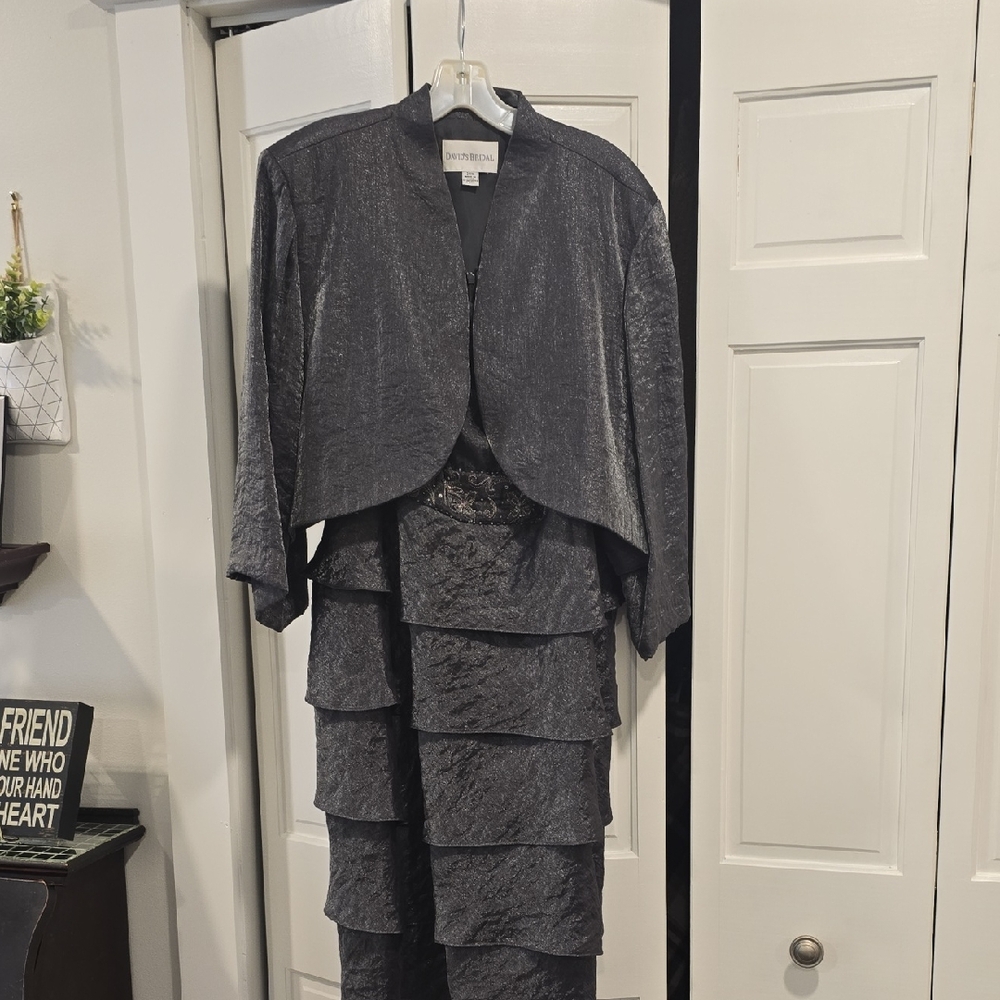 Elegant Black Tiered Dress with Jacket